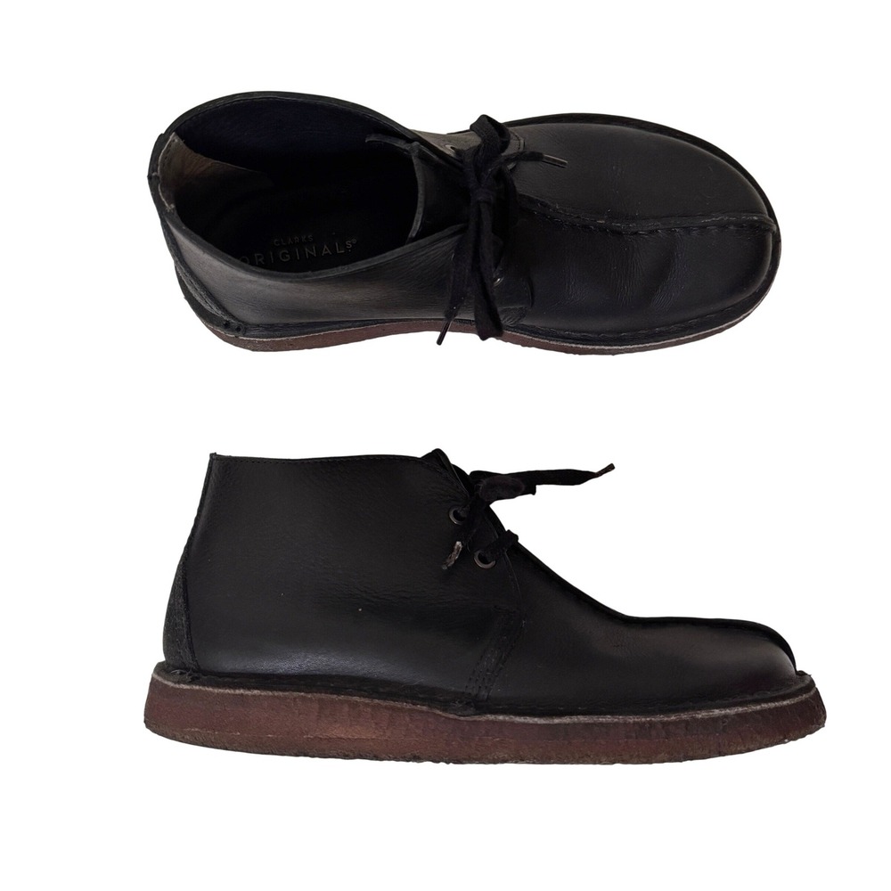 Clarks Desert Trek Boots Black Leather Center Seam Chukka Crepe Sole